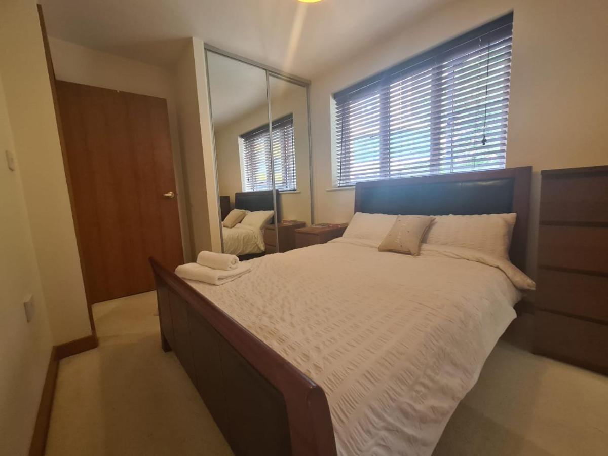 Red Naxela Canary Wharf Apartments Londen Buitenkant foto